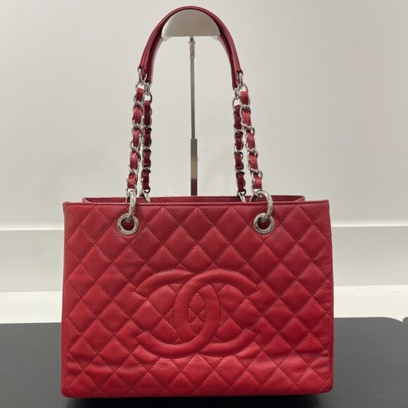 Chanel Caviar Quilted Grand Shopping Tote GST Red (JB1363) - Picture 1 of 16